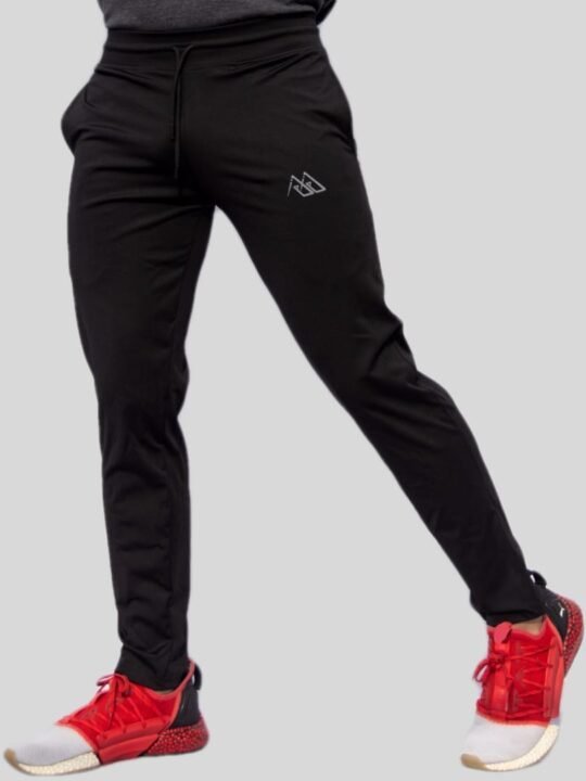 Essentials Track pant - Black